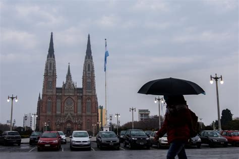 Se avecinan fuertes tormentas y ráfagas de viento en la ciudad la