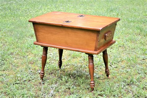 Vintage Maple Dough Box End Table Wooden Table With Lid Etsy Dough