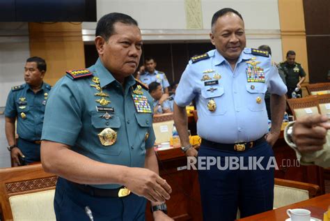 Panglima TNI Ungkap Tiga Pendekatan Atasi Konflik Di Papua Republika