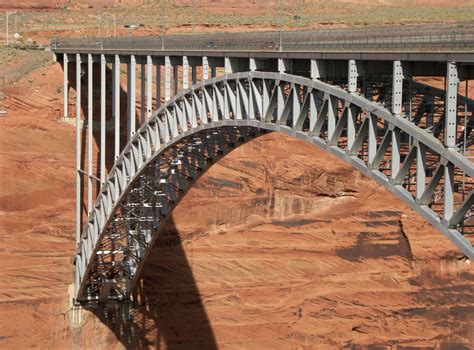 Glen Canyon Dam Bridge - HighestBridges.com