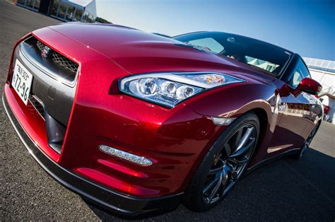 2015 Nissan GT-R Premium Review