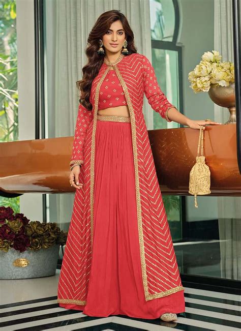 12 Trendy Diwali Lehenga Designs That Look Fashionable