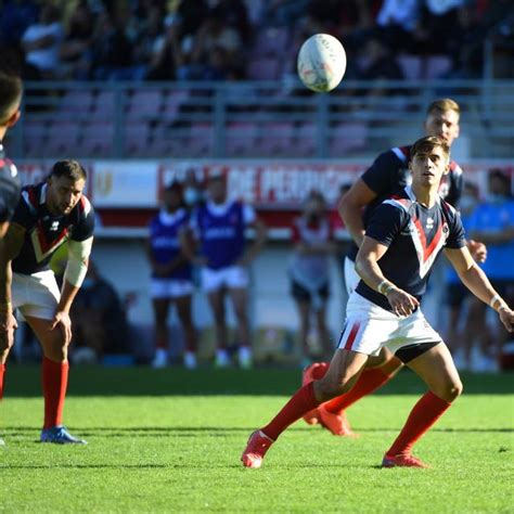 Les Bleus s imposent sans trembler contre la Grèce pour leur entrée