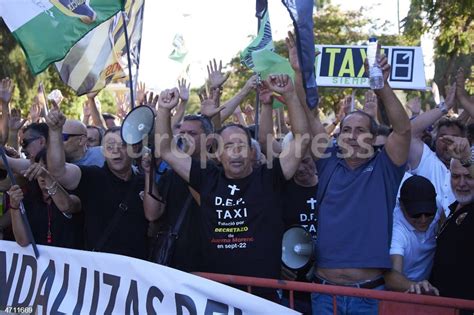 Concentración Del Sector Del Taxi A Las Puertas Del Parlamento Andaluz