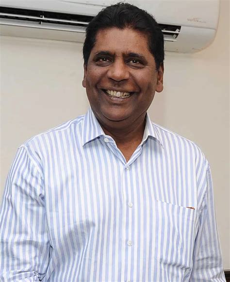 12 Facts About Vijay Amritraj | FactSnippet