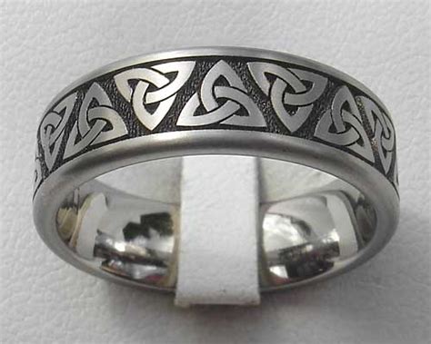 Titanium Celtic Trinity Knot Ring LOVE2HAVE In The UK