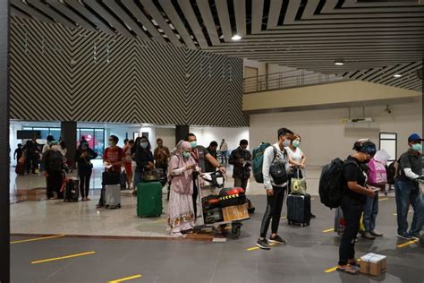 Jumlah Penumpang Melalui Bandara Juanda Naik 11 Persen ANTARA News