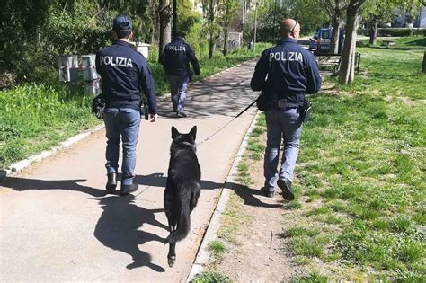 Controlli Antidroga Nelle Scuole Alla Stazione E Nei Parchi FOTO