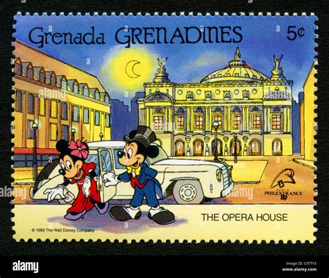 Grenada postage stamp - Disney cartoon characters - Mickey Mouse and ...