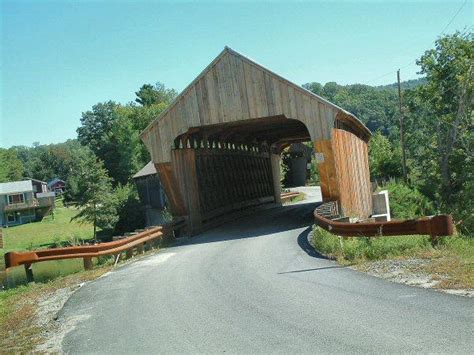 Willard Twin Covered Bridge Village Of North Hartland Vermont