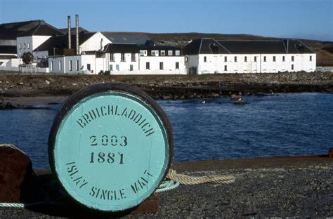 Bruichladdich Whisky Distillery Whisky Scotland