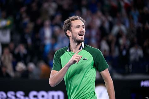 Daniil MEDVEDEV Marches On Controversial Win Over Holger RUNE Secures