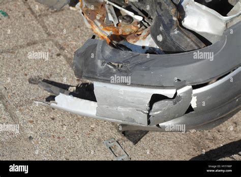 Accident Vehicle Hi Res Stock Photography And Images Alamy