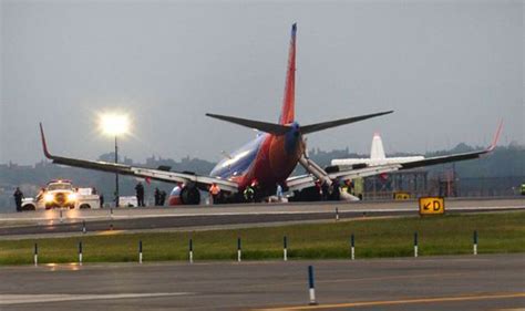 Southwest Airlines Plane S Landing Gear Collapses Leaving 10 Injured At Laguardia Airport