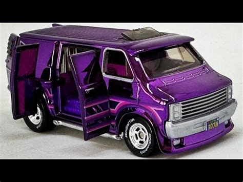 Hot Wheels Dodge Tradesman Van Rlc Exclusive Purple Shag Van