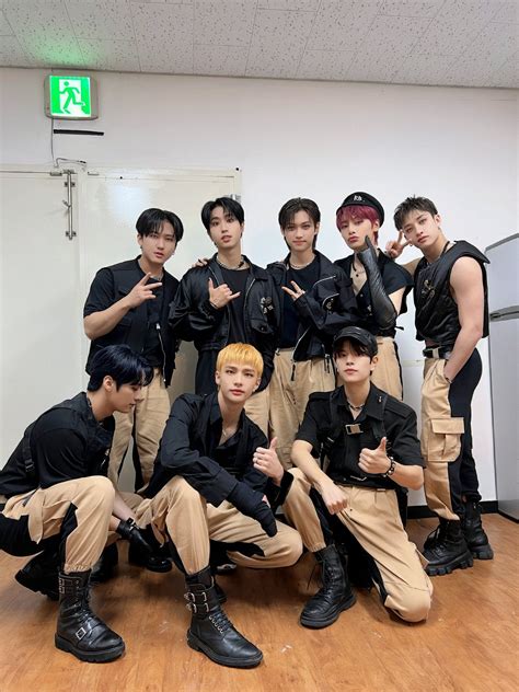 How Old Are The Members Of Stray Kids? A Complete Guide To Their Ages