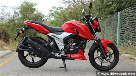 Honda Cb Hornet R Vs Tvs Apache Rtr V Comparison