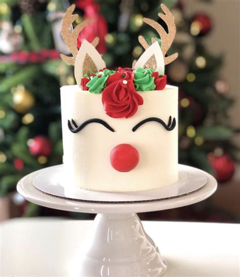 20 Christmas Cake Ideas You Will Love - Find Your Cake Inspiration