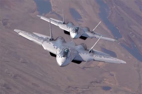 Су-57 полетали «вне законов физики»: Оружие: Наука и техника: Lenta.ru