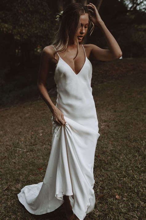 Casual simple beach wedding dresses 60 photos - Astyledwedding.com