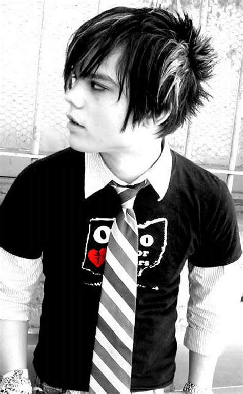 Fashion Hairstyles: Boys Emo Hairstyle Photo Gallery