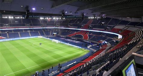 Psg Une Ville Candidate Officiellement Pour Accueillir Le Stade