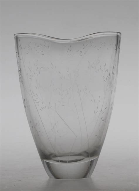 Images For 58132 VAS Glass Vicke Lindstrand Kosta Auctionet