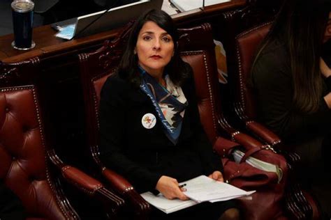 Ministra Irene Vélez Deberá Volver A Un Debate De Moción De Censura En