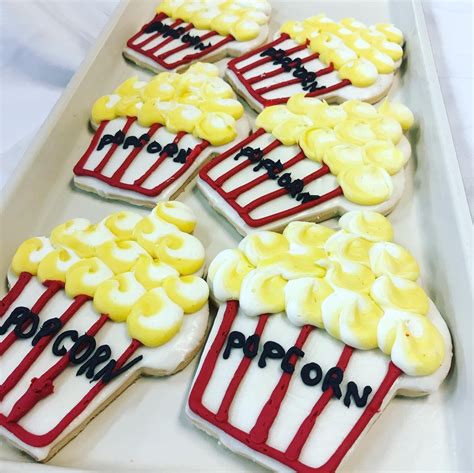 Popcorn Decorated Cookie Dorothy Ann Bakery And Cafe