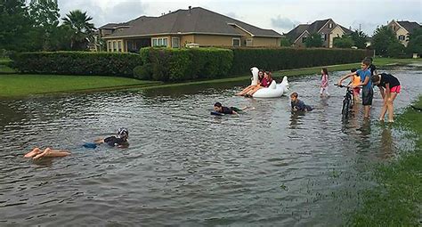 Estados Unidos Inundaciones En Texas Dejan Cinco Muertos Mundo Correo