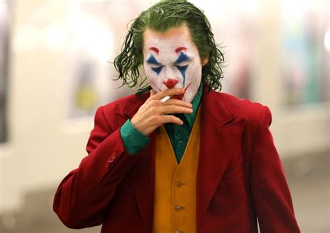 Joaquin Phoenix Makes For A Suitably Creepy Joker Filming Scenes In