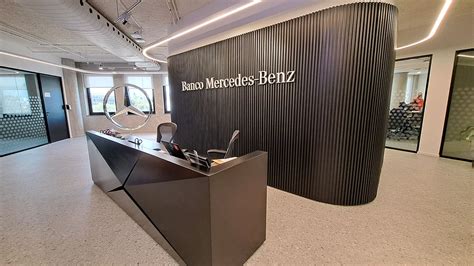 Banco Mercedes Benz Anuncia Recorde Destaque Para Aumento Dos