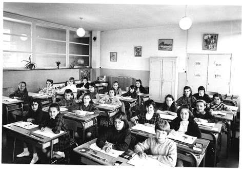 Photo De Classe Cm1 Ou Cm2 De 1965 Ecole La Republique Saint Junien