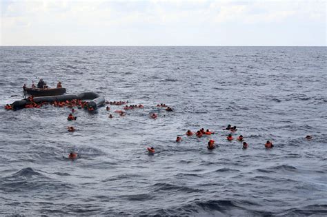 Quest Anno Sono Morti Oltre Mila Migranti I Dati Dell Oim