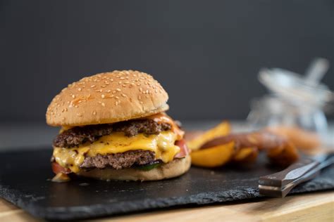 Recept Juicy Smashburger Met Cheddar • Vlees Nl