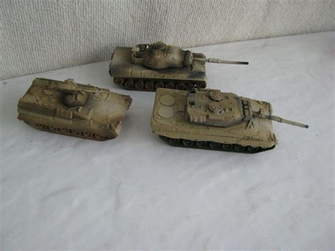 Roco Minitanks Leopard Marder Desert Camo