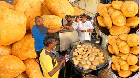 Crazy Rush For Pyaaz Ki Kachori Selling 20000 Khasta Kachori Daily Rs