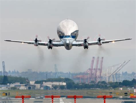 Meet NASA's Super Guppy - The Largest Aircraft In The World