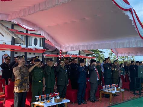 Pj Bupati Murung Raya Hermon Pimpin Upacara Peringatan Hari Pahlawan