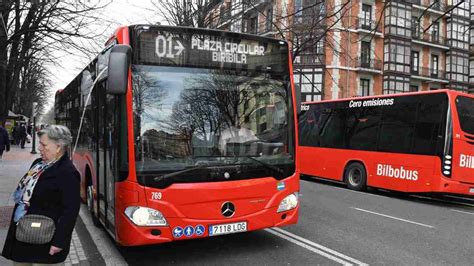 Trabajadores De Bilbobus Votan Continuar Con La Huelga Indefinida