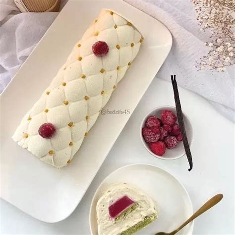 BÛCHE Vanille Framboise Pistache Guy Demarle Recette en 2023