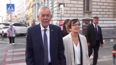 Video Sterreichs Pr Sident Van Der Bellen Wiedergew Hlt Stern De