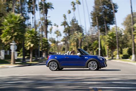 2019 Mini Hardtop And Convertible Arrive Ahead Of Detroit Automobile Magazine