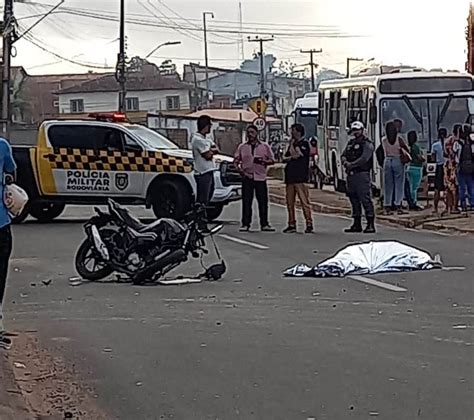 Motoqueiro morre ao colidir contra poste na Estrada de Ribamar região