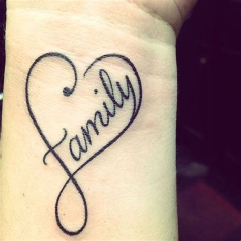 23 Family Tattoo Ideas For Ladies - Styleoholic