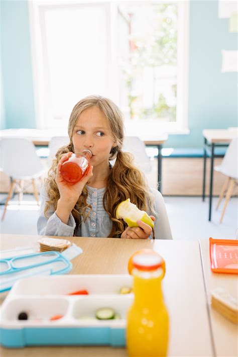 Bekal Kreatif Untuk Anak Anak Siasati Hari Dengan Menu Seru