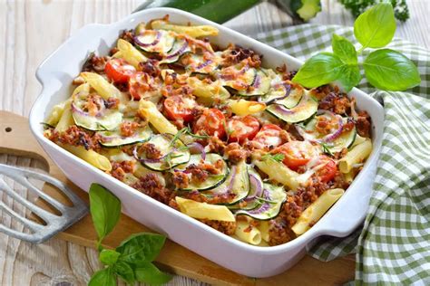 Gratin de pâtes courgettes et viande hachée