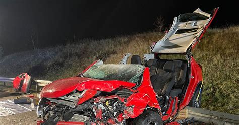 Schwerer Unfall Bei Bayreuth Fahrerin Wird In Auto Eingeklemmt Und