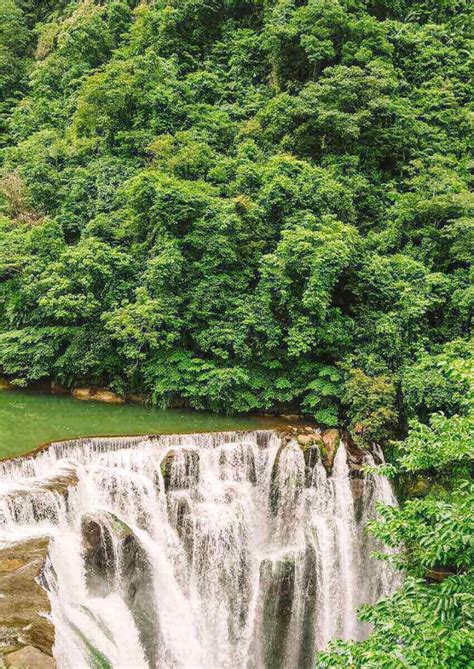 7 Jaw-Dropping Taiwan Waterfalls You Can't Miss • Hoponworld