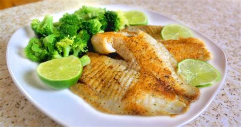 SIMPLE RECETA DE PESCADO SALUDABLE PESCADO TILAPIA Y VERDURAS